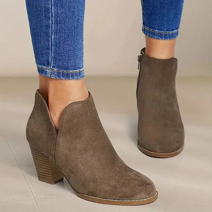 Chelsea | Everyday Chic Boots