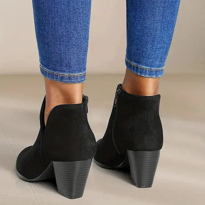 Chelsea | Everyday Chic Boots