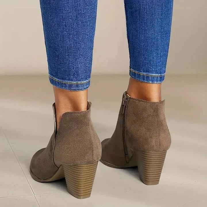 Chelsea | Everyday Chic Boots