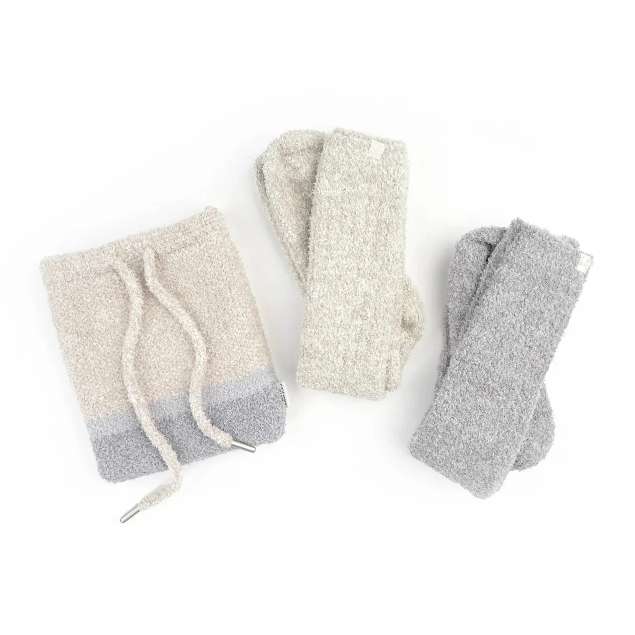 Kashwere Montecito Socks Set of 2 Fog and Oyster With Drawstring Pouch Kash Lounge