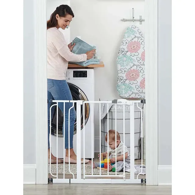 Regalo Extra Wide Safety Gate - 98x76cm (White)
